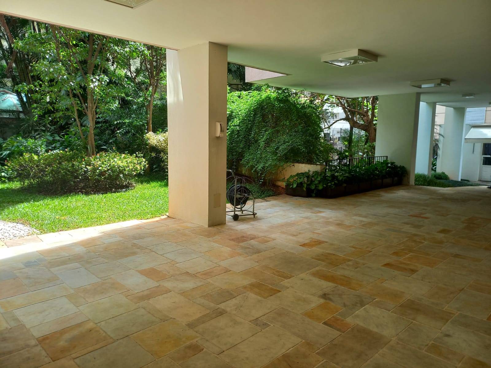 #512 - Apartamento para Venda em São Paulo - SP